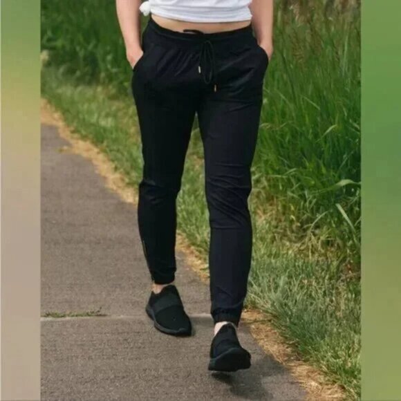 ZYIA Active Black Everywhere Zipper Joggers- Lightweight Athletic Joggers- XXS - Picture 4 of 15